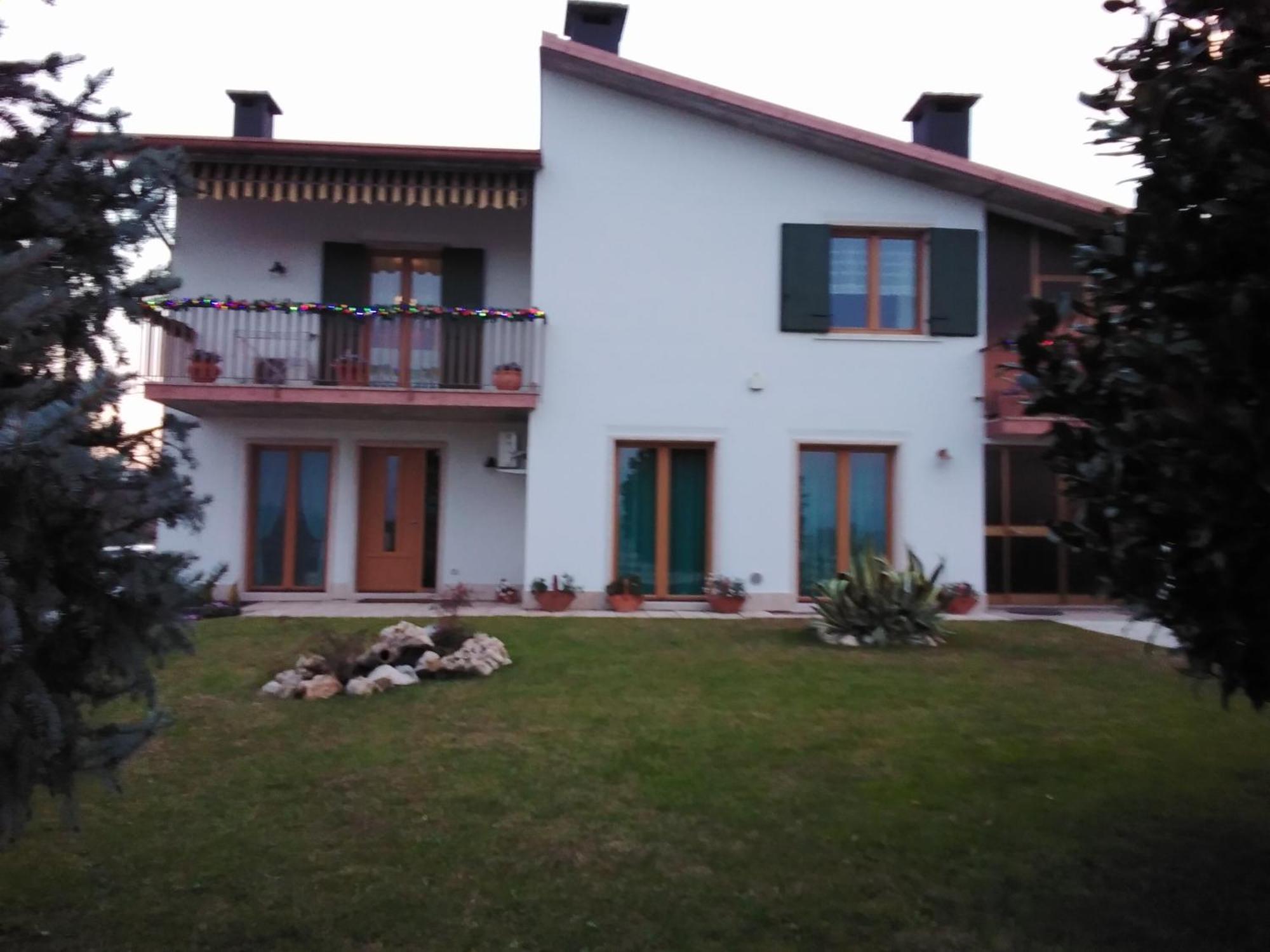 B&B Carmen Biondani Pescantina Buitenkant foto